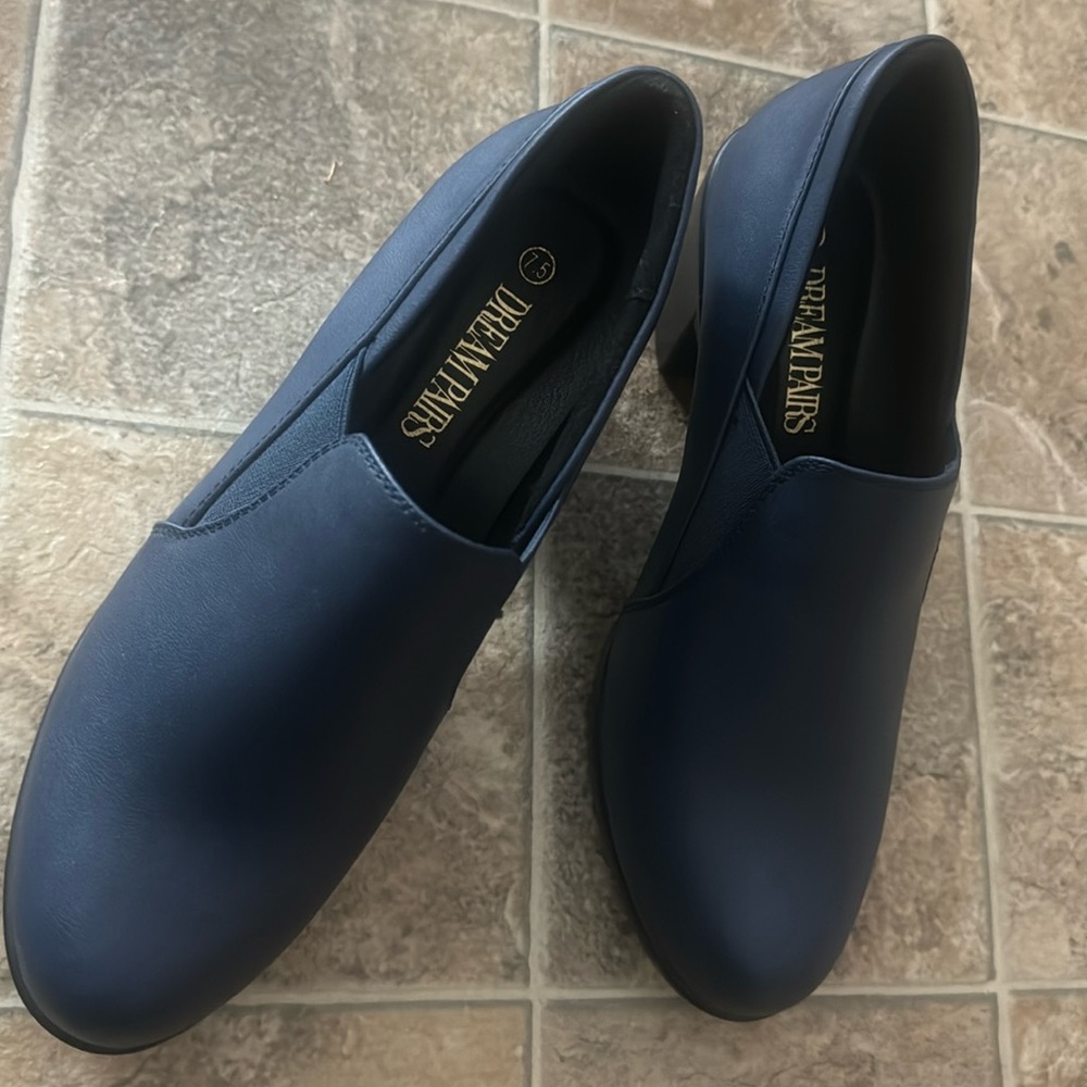 Dream Pairs Size 7.5 Never worn